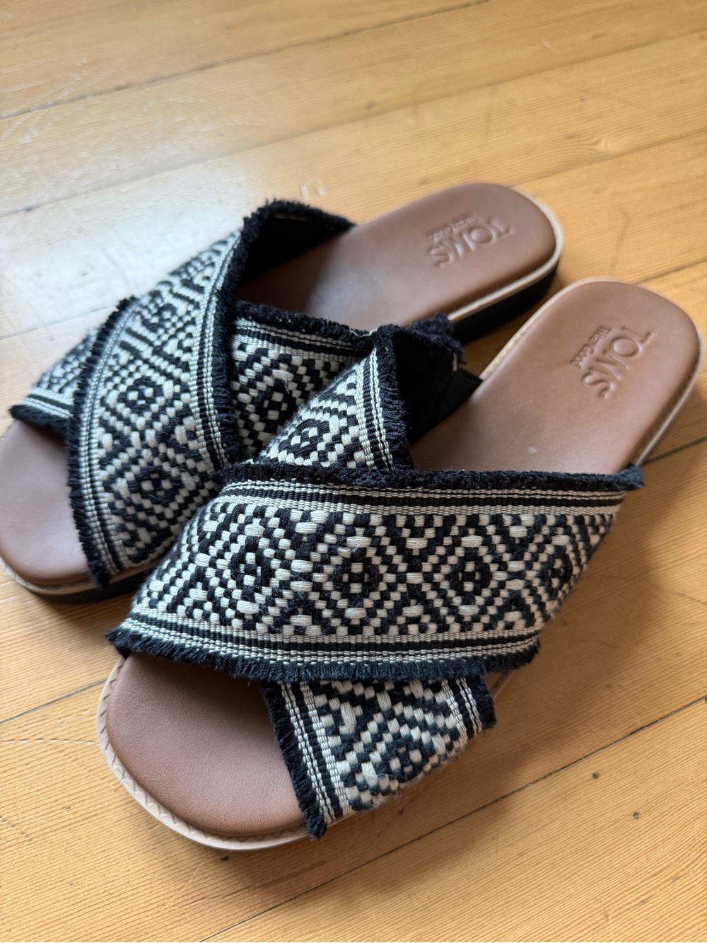TOMS Black & Cream Woven Crisscross Slide Sandals